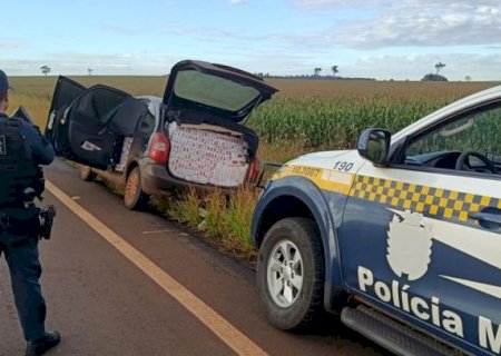PM apreende quase 2 mil pacotes de cigarros contrabandeados na MS-378 entre Laguna e Nova América>