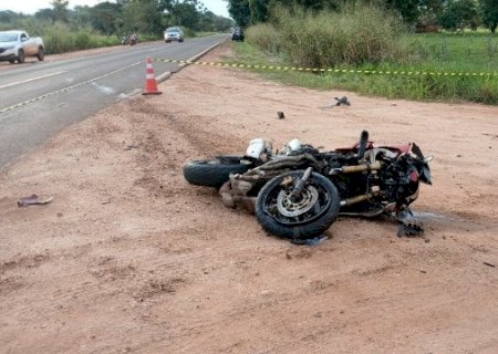 Motociclista morre ao bater em lateral de carro na MS-141
