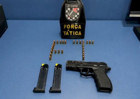Força Tática prende dupla com pistola 9mm  após perseguição pelas ruas de Caarapó>