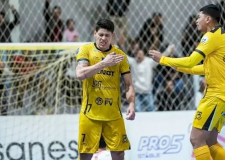 Time de Dourados vence na prorrogação e avança às quartas da Liga de Futsal