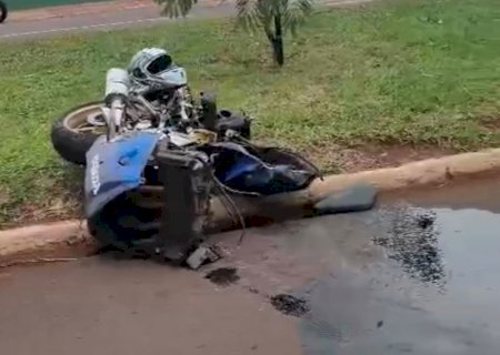 Moto "parte ao meio" em acidente na Marcelino Pires>