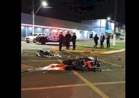 Colisão na região central de Dourados termina com motociclista morto