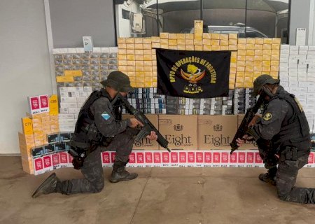 DOF apreende carga de celulares, cigarros eletrônicos e cigarros avaliada em R$ 1,1 milhão>