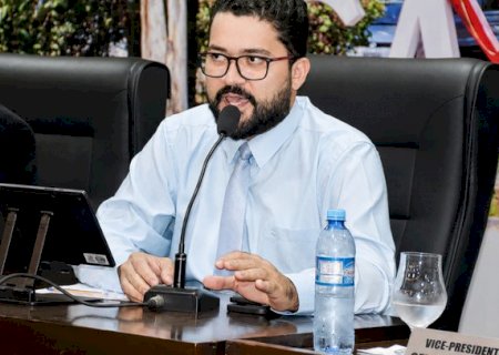 João Paulo articula loteamento em Cristalina e celebra Lar Legal em Caarapó>