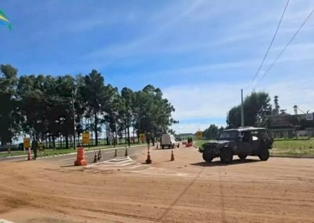 Exército prende soldado e ex-PM com 200 kg de haxixe na BR-463>