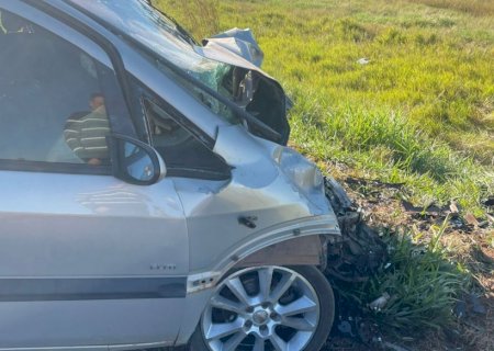 Colisão frontal deixa três pessoas mortas entre Dourados e Ponta Porã