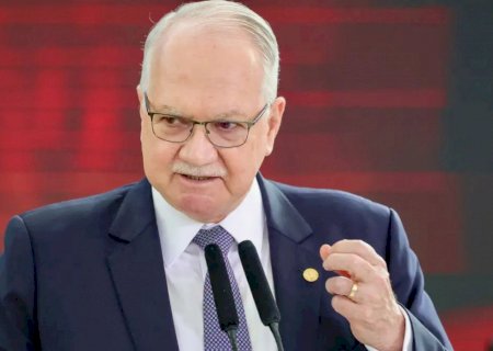 Fachin repudia fala de Milei contra Moraes e reafirma autonomia do STF>