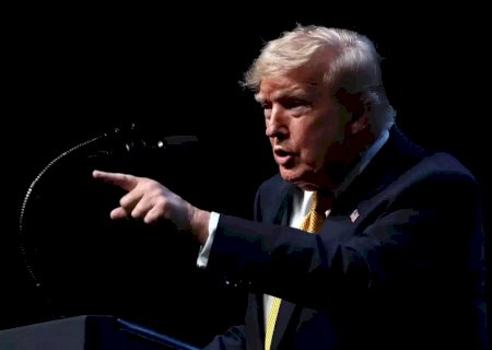 Trump cumpre ameaça e impõe tarifa de 25% a produtos brasileiros>