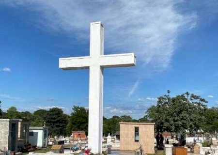 T&uacute;mulo de homem morto em confronto com a pol&iacute;cia &eacute; violado em Jardim