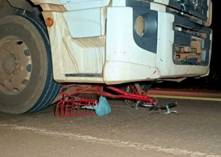 Ciclista morre atropelada por caminhão na MS-156, em Dourados