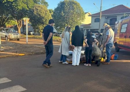 Adolescente fica ferida após acidente entre carro e patinete em Caarapó>