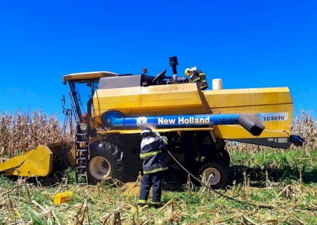Bombeiros controlam princípio de fogo em maquinário agrícola em fazenda de Caarapó>