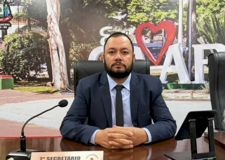 Vereador Nado Tozzi intermedeia diálogo e contribui para avanço na pauta do transporte universitário>