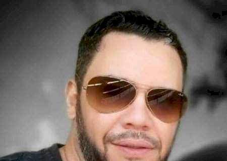 Fam&iacute;lia pede R$ 1 milh&atilde;o por morte de ambulante em show do Guns N&rsquo; Roses>