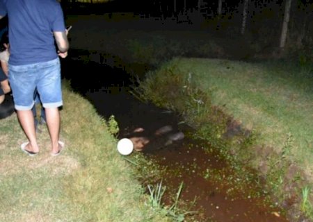 Jovem é surpreendido por suspeitos armados e morre em Maracaju