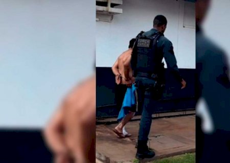 Homem é preso após mostrar partes íntimas para meninas de 7 e 8 anos em Sidrolândia>