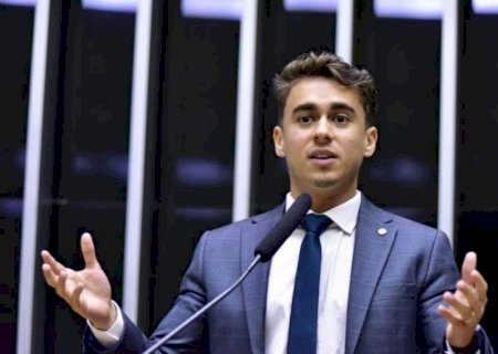 Mesmo após morte de menina em MS, Nikolas Ferreira defende Discord