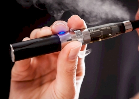 PM apreende cigarros eletrônicos encontrados em escola municipal de Caarapó