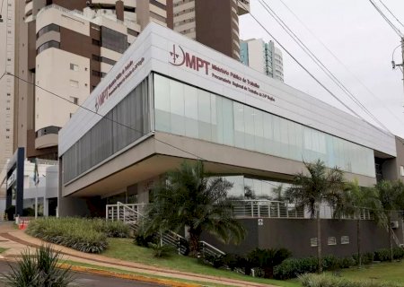 MPT cobra providências de prefeitura após ameaça de demissão e pressão para presença em reunião política
