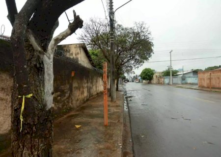 Homem é morto a tiros perto de tabacaria>
