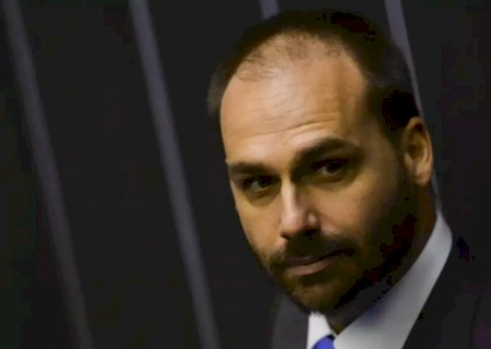 Ministério da Justiça demite Eduardo Bolsonaro da PF por abandono de cargo>