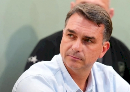 ‘É impossível reconhecer o resultado das eleições’, diz Flávio, que promete ofensiva contra Lula>