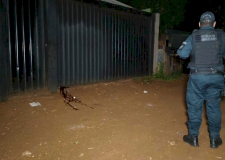 Homem é assassinado a tiros na frente de casa no Jardim Monte Líbano