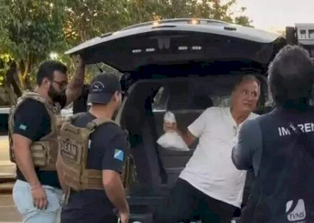 Juiz nega pris&atilde;o domiciliar a m&eacute;dico acusado de matar a esposa>