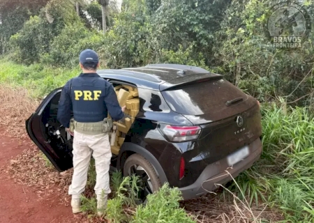 Traficante abandona veículo com 1,2 tonelada de maconha na BR-060>